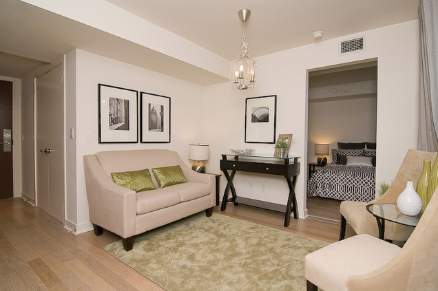 Home staging small condo