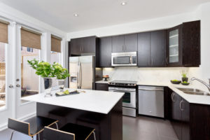 Burnhamthorpe Mississauga Kitchen After Staging a New Home
