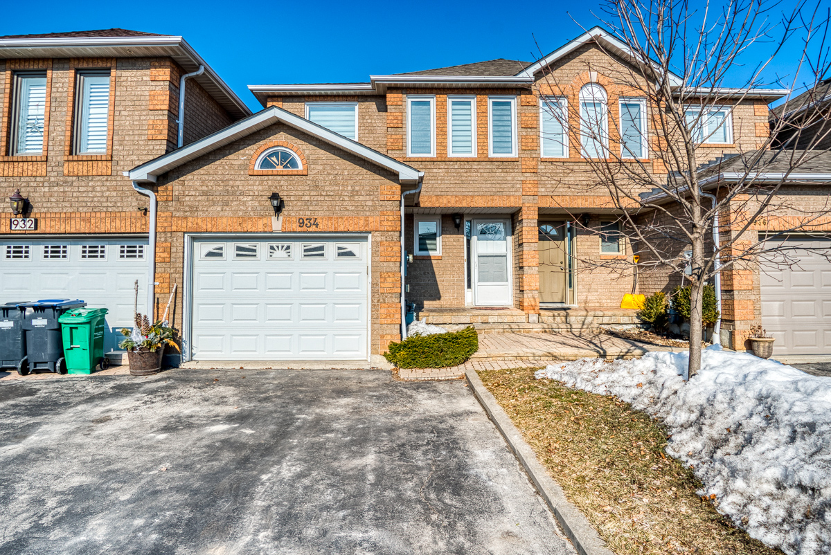 934 Cardington St, East Credit, Mississauga • The Village Guru